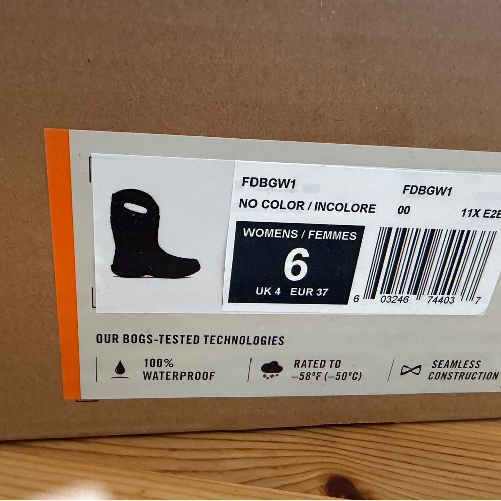 Bogs Neo Classic Mid Black Waterproof Snow Rain Boots - size 6 - Picture 13 of 13